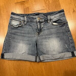 Jean shorts. Limited. Demin size 4